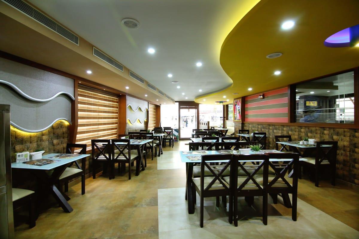 Devanganam Residency Hotell Guruvāyūr Exteriör bild