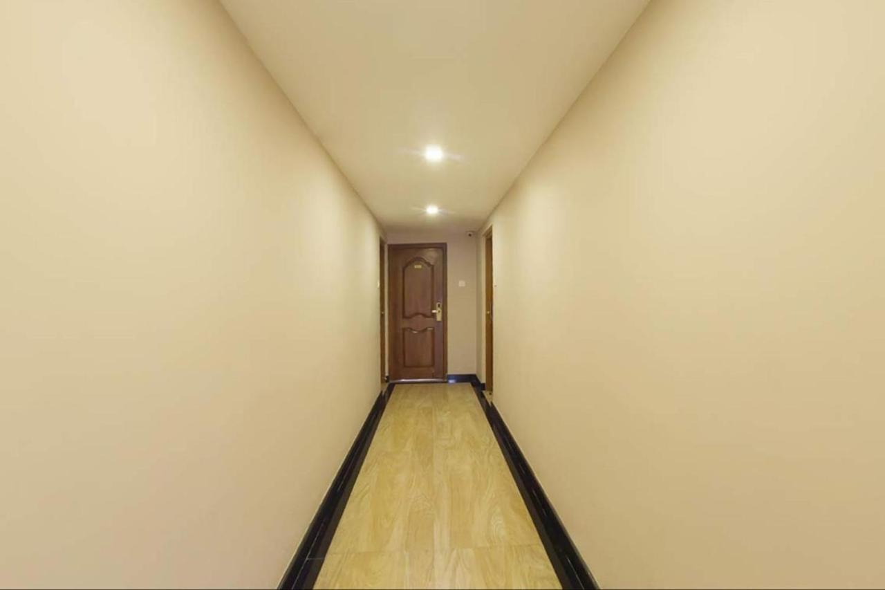 Devanganam Residency Hotell Guruvāyūr Exteriör bild